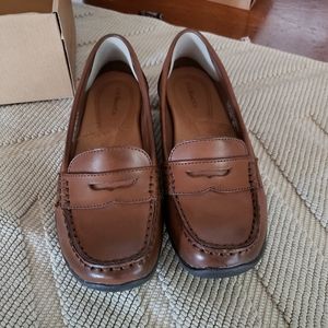 Bass-Antoniette Cognac Penny Loafers